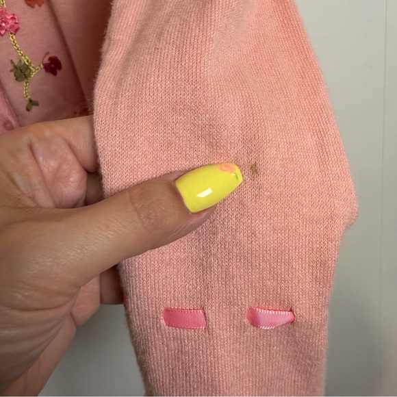 Betsey Johnson Vintage Pink Knit Cardigan Floral Embroidered Sweater whimsy sm - Picture 12 of 12